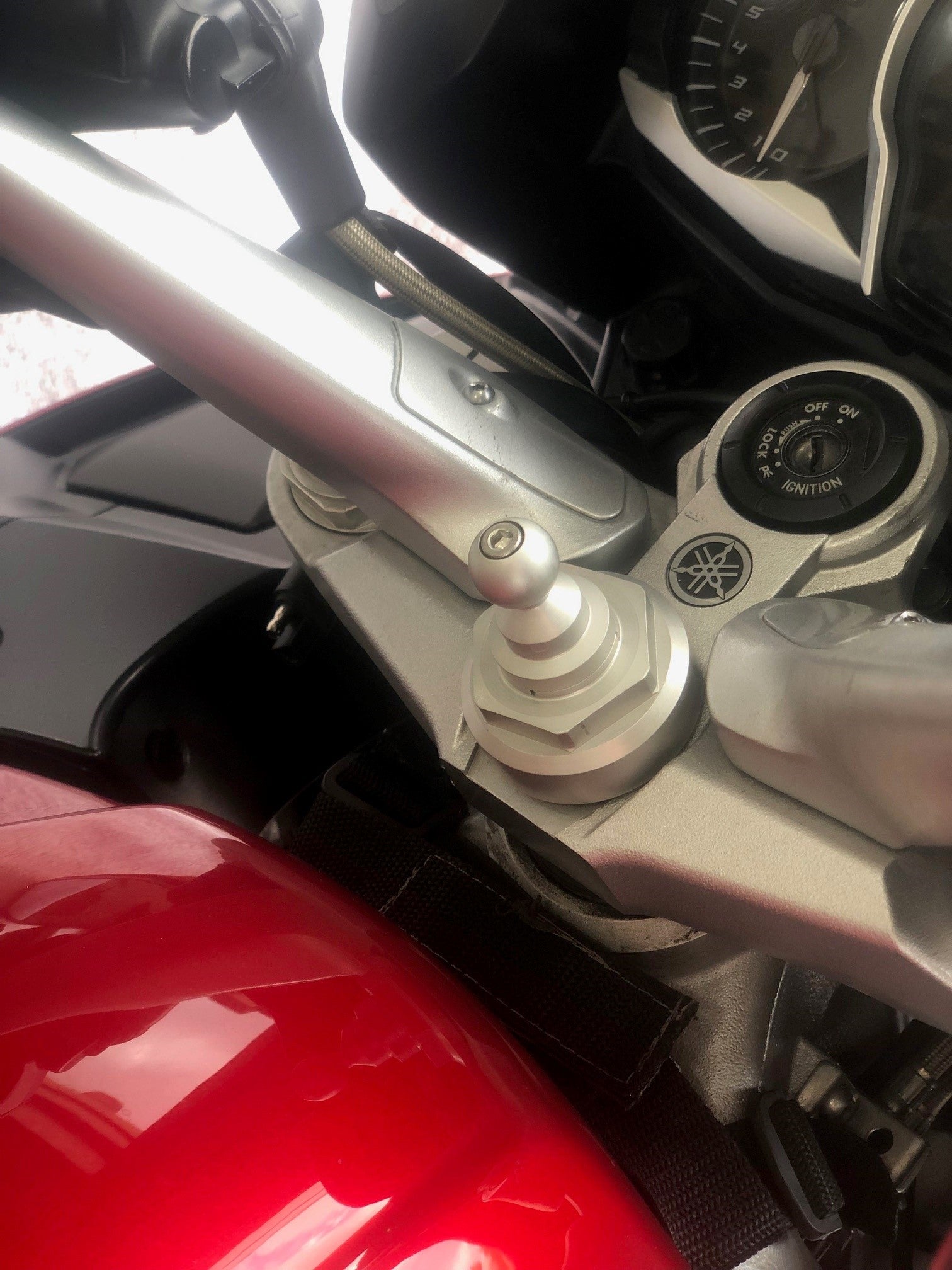 5-10998 Yamaha FJR Replacement Stem Nut Mount – Techmounts