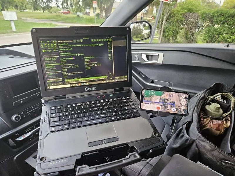 NEW! Universal Wireless Charging Mount For First Responders + Commercial Vehicles